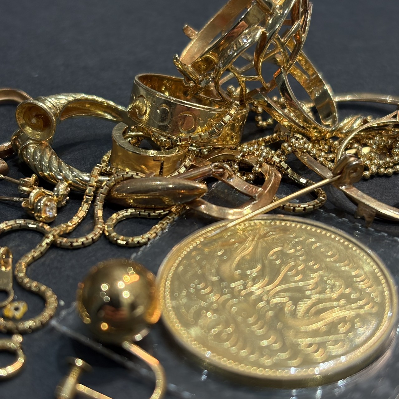 K18の金製品・記念金貨おまとめ 買取実績